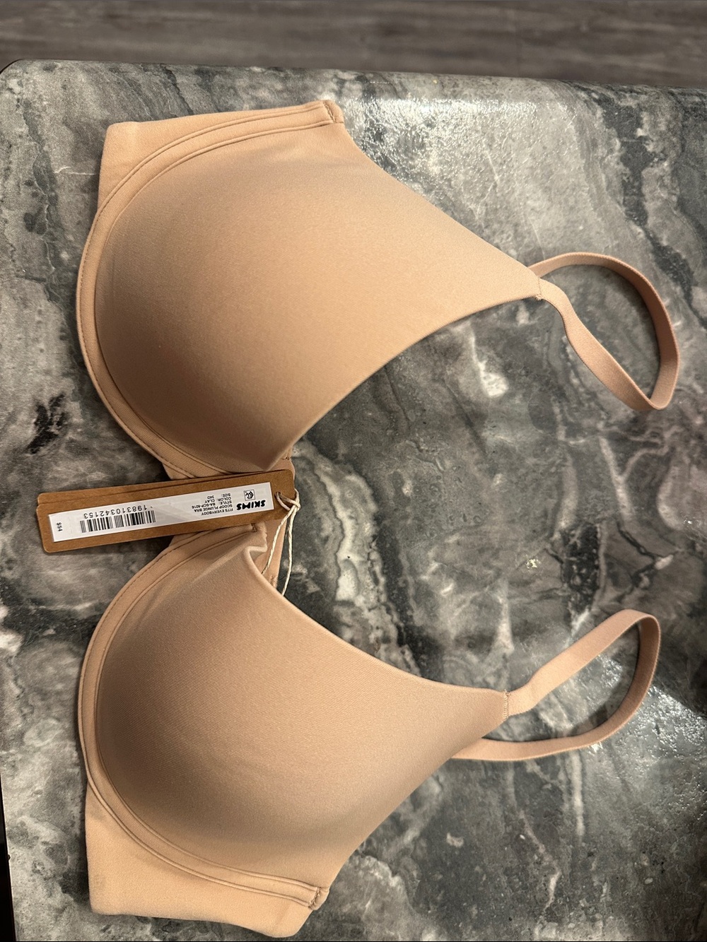 SKIMS Smooth Nude T-Shirt Bra - Light Beige